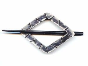 Exotic Shawl Pins 30501 - Black Shell Diamond